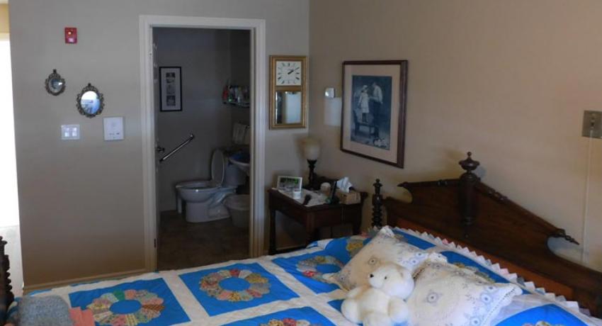 Bedroom with bath