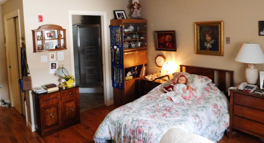 Bedroom with bath